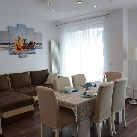 Eva Apartment *
